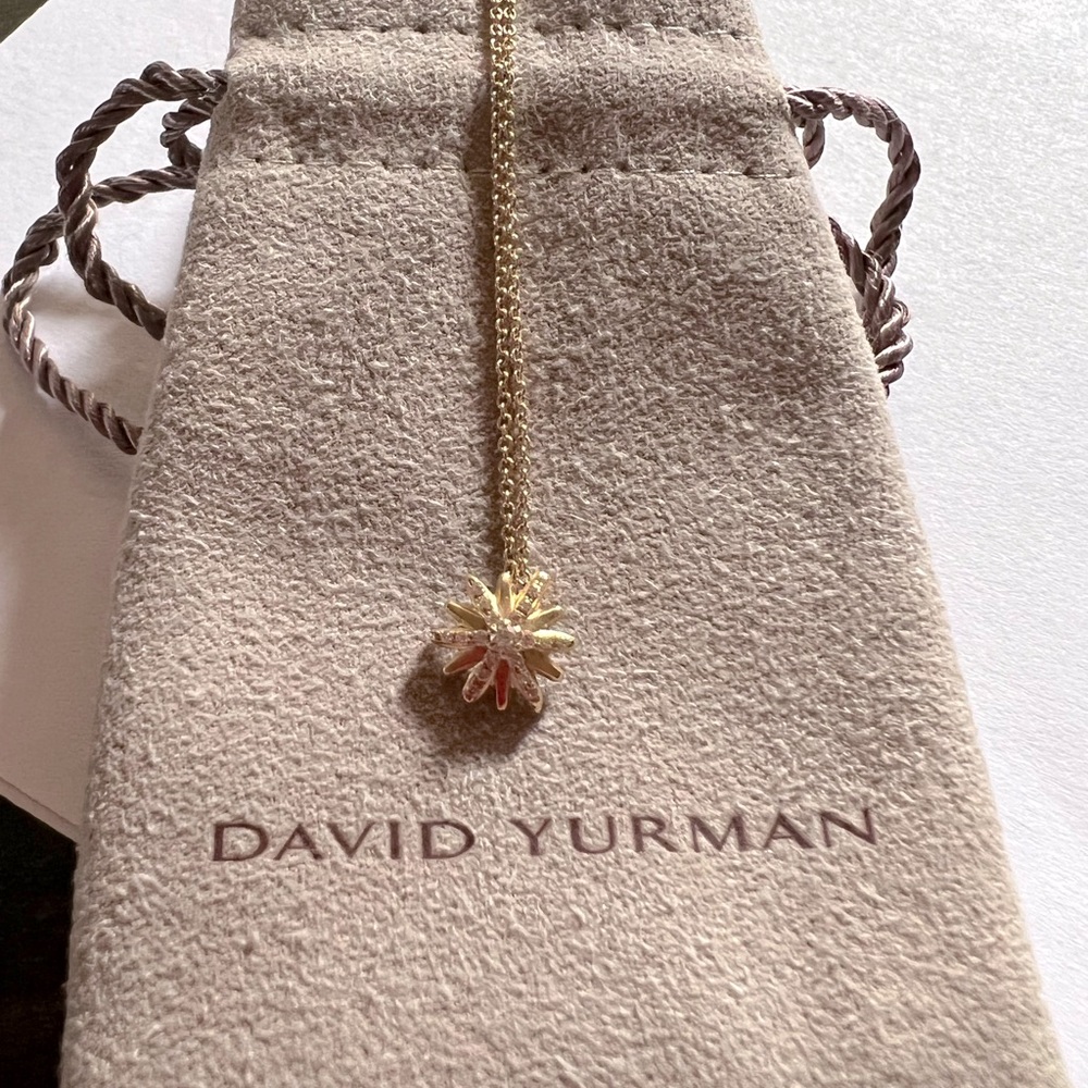 David Yurman Petite Starburst Pendant Necklace 18K Yellow Gold and Pavé Diamonds